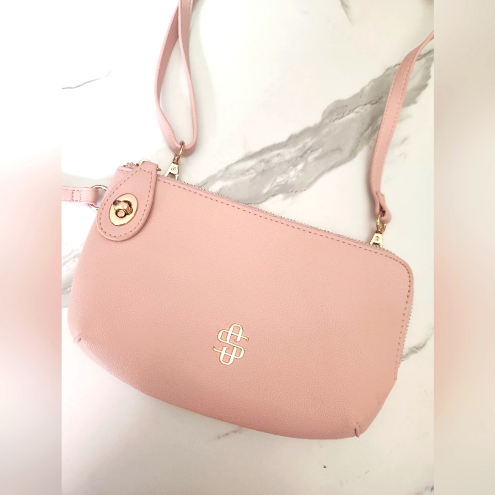 Pink Blush Crossbody. Like New.